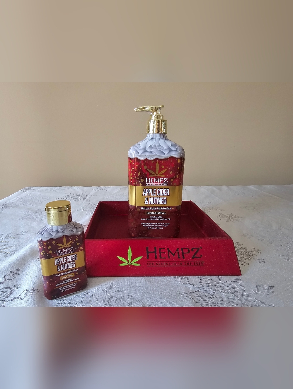 Hempz Limted Edition- Apple Cider & Nutmeg  Body Moisturizer 1 - 500ml & 1- 66ml